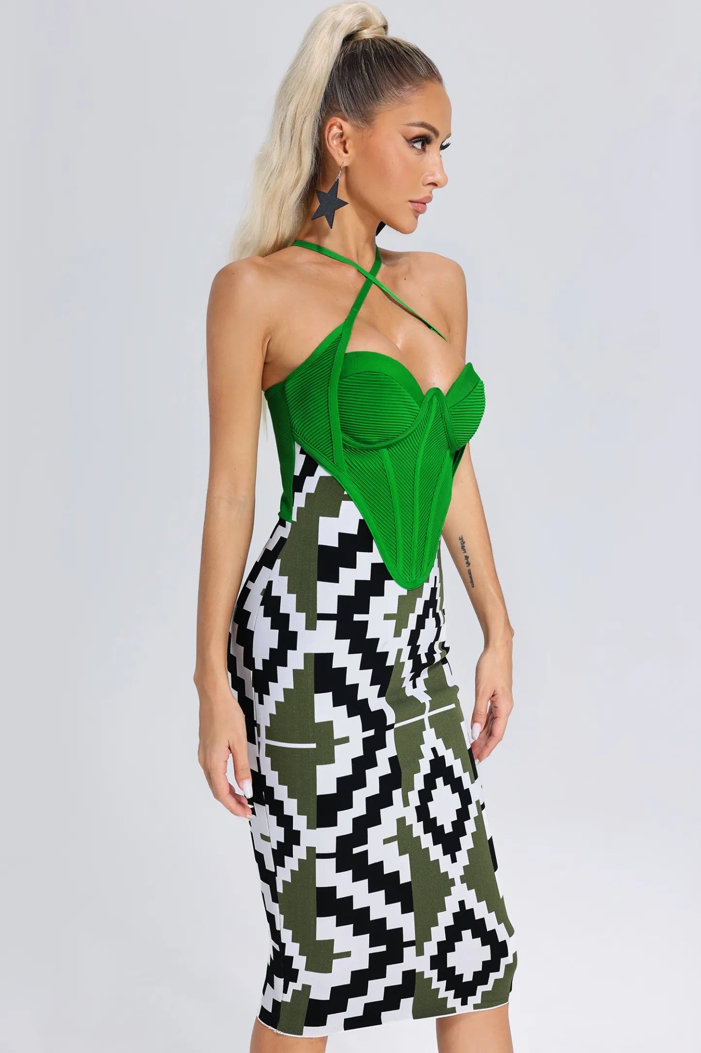 Siola Crossneck Bandage Midi Dress